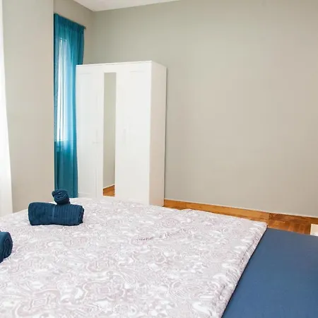 Apartment Lovely Modern Apt In The Heart Of Kolonaki Athens